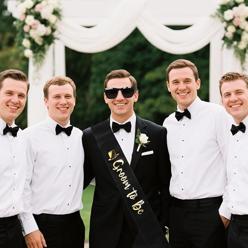 Groom To Be Black Satin Sash R - Men'S Grooming For Engagement recension och pris
